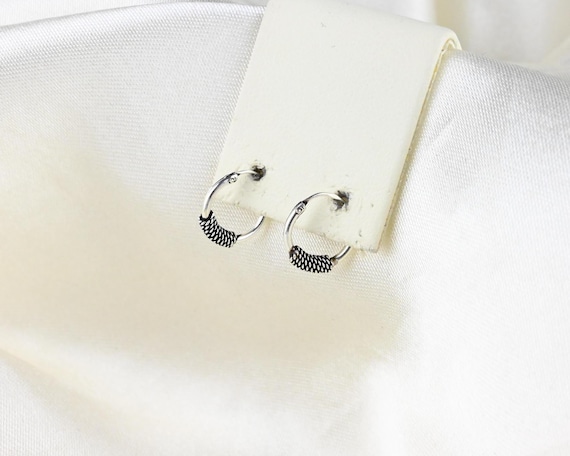 Vintage Sterling Silver Bali Hoop Earrings, 925 Sterling Silver Earrings, Hoop Silver Earrings, Vintage Bali Earrings, Small Hoop Earrings
