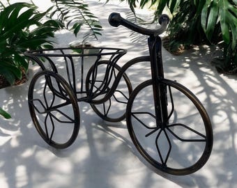 Cesta redonda de hierro forjado con forma de triciclo (maceta de