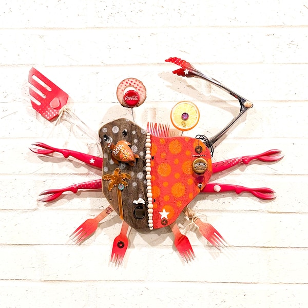 Cangrejo Aloha Feliz, Arte de Pared de Madera Flotante, Arte Boho, Regalo, Rojo, Arte de Plástico Reciclado, Blanco, Decoración Costera