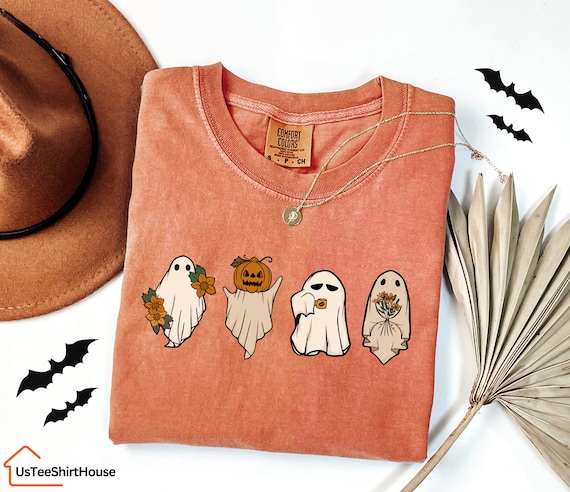 Comfort Colors® Cute Ghost Shirt, Floral Ghost Shirt, Womens Halloween Shirt, Retro Halloween Shirt, Spooky Season, Fall Graphic Tee
