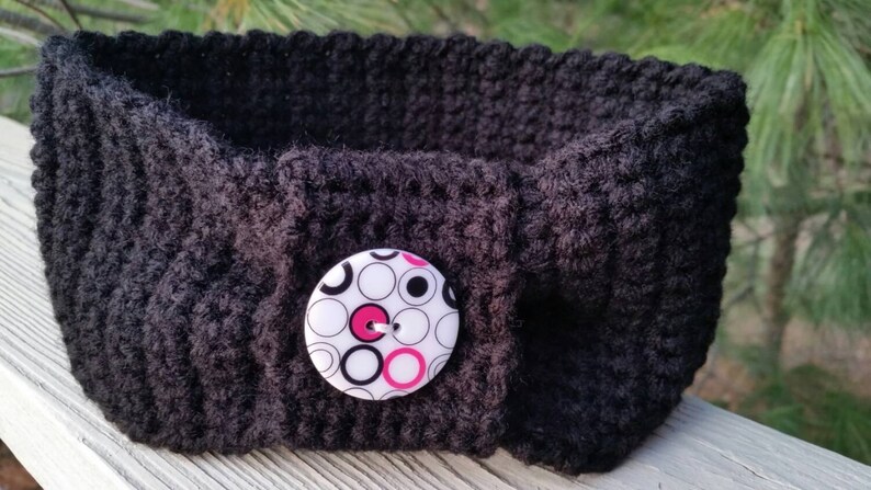 /& Black Button White Head Warmer Crochet Earmuff Headband Turban Style Black with Pink