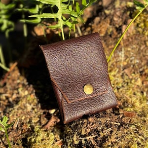 Carteira de couro reformada feita com couro patinado autêntico, bolso frontal minimalista, carteira para dinheiro/cartão para 4 homens, feita à mão em couro nobre dos EUA.
