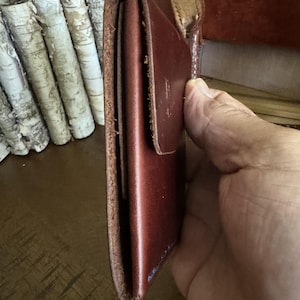 Cartera para hombre, piel de primera calidad, diseño de bolsillo frontal hecho a mano, tarjetero y monedero, billetera triple, regalo perfecto para tu hombre.