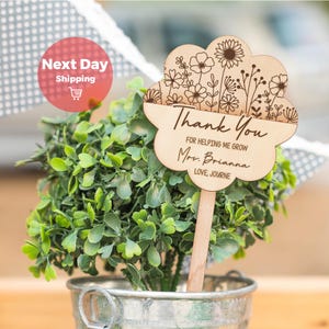 Personalized Teacher Gift Card Holder, Teacher Plant Sign, Teacher Appreciation Gift, Teacher Keepsake, Thank You Helping Me Grow Sign TH10