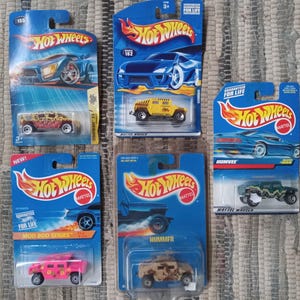 1990s to early 2000 Hot Wheels Hummer 5 Pack.