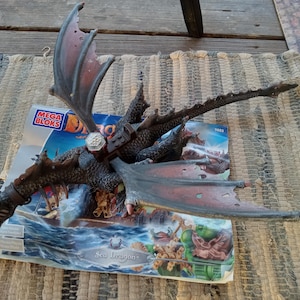 New Mega Bloks Sea Dragon From Set #9883 w/orb, and manual.