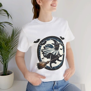 Spooky Black Cat Shirt - Perfect Halloween Costume Vintage Style Black Cat Shirt for Halloween Fun Halloween Black Cat Tee -Cute and Festive