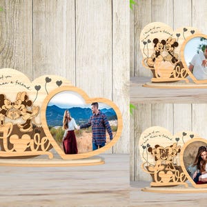 Cornice per foto di San Valentino in piedi con taglio laser in formato SVG, regali per la tua dolce metà, cornice per foto a forma di cuore, coppia di topi a forma di cuore in formato SVG