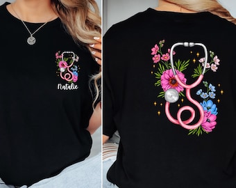Chemise d'infirmière personnalisée : stéthoscope floral, t-shirt personnalisé IA CMA