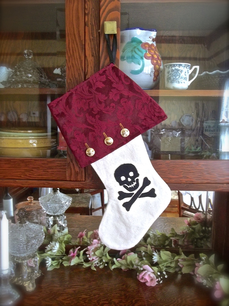 Men/'s Christmas Stocking Skull And Crossbones Pirate Christmas Stocking Christmas Pirate Pirate Gifts Pirate Decor Canvas Stocking