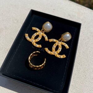 Chanel gold bracelet - Etsy 日本 Chanel gold bracelet - Etsy 日本