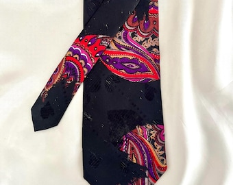 Cravatta vintage in seta Carven: cravatta di design francese con motivo paisley (nuova, mai usata)
