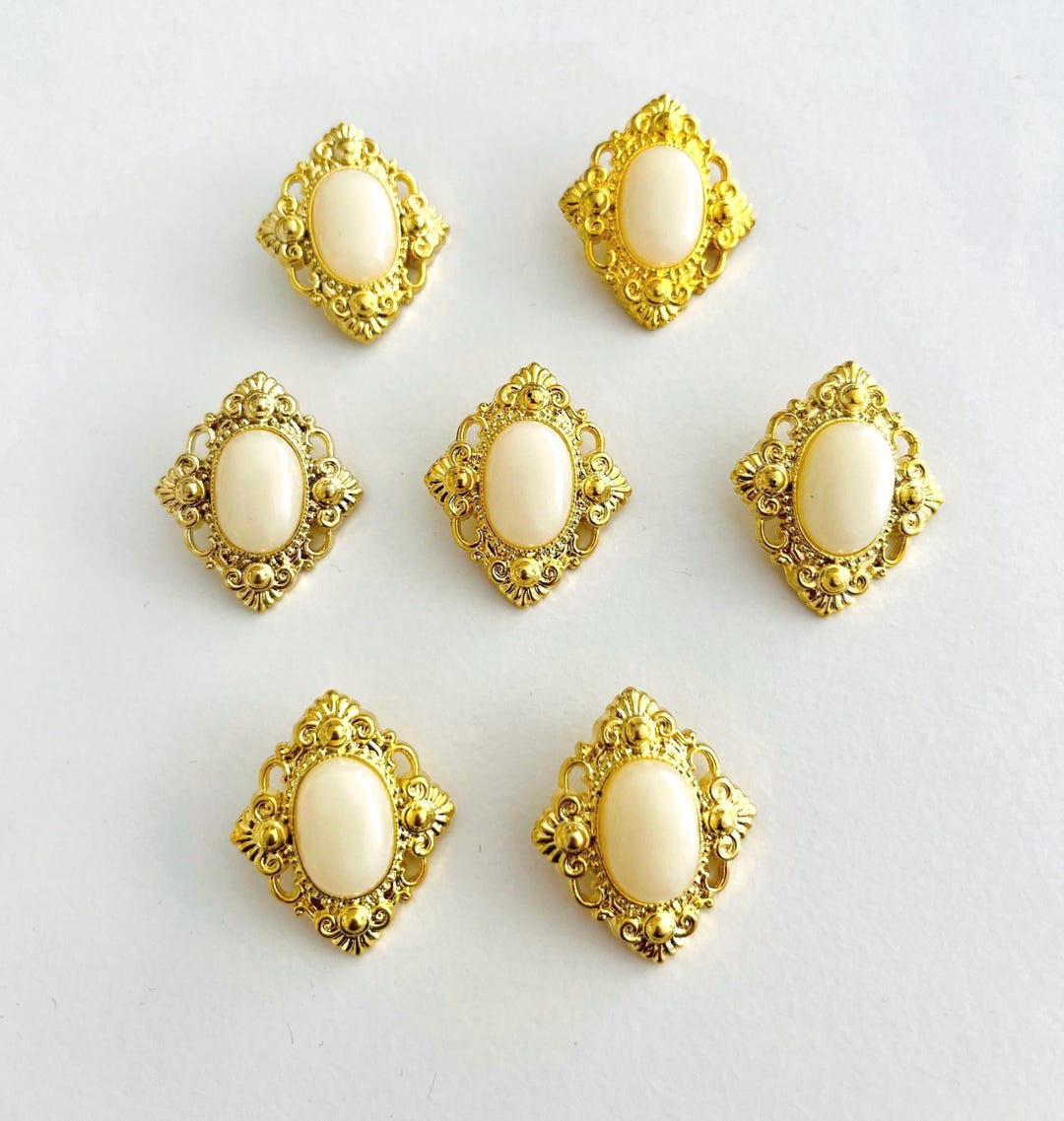 Lot De 6 Boutons Vintage Bombés Lisses Crème/rose - 2cm De Diamètre - Réf 1343