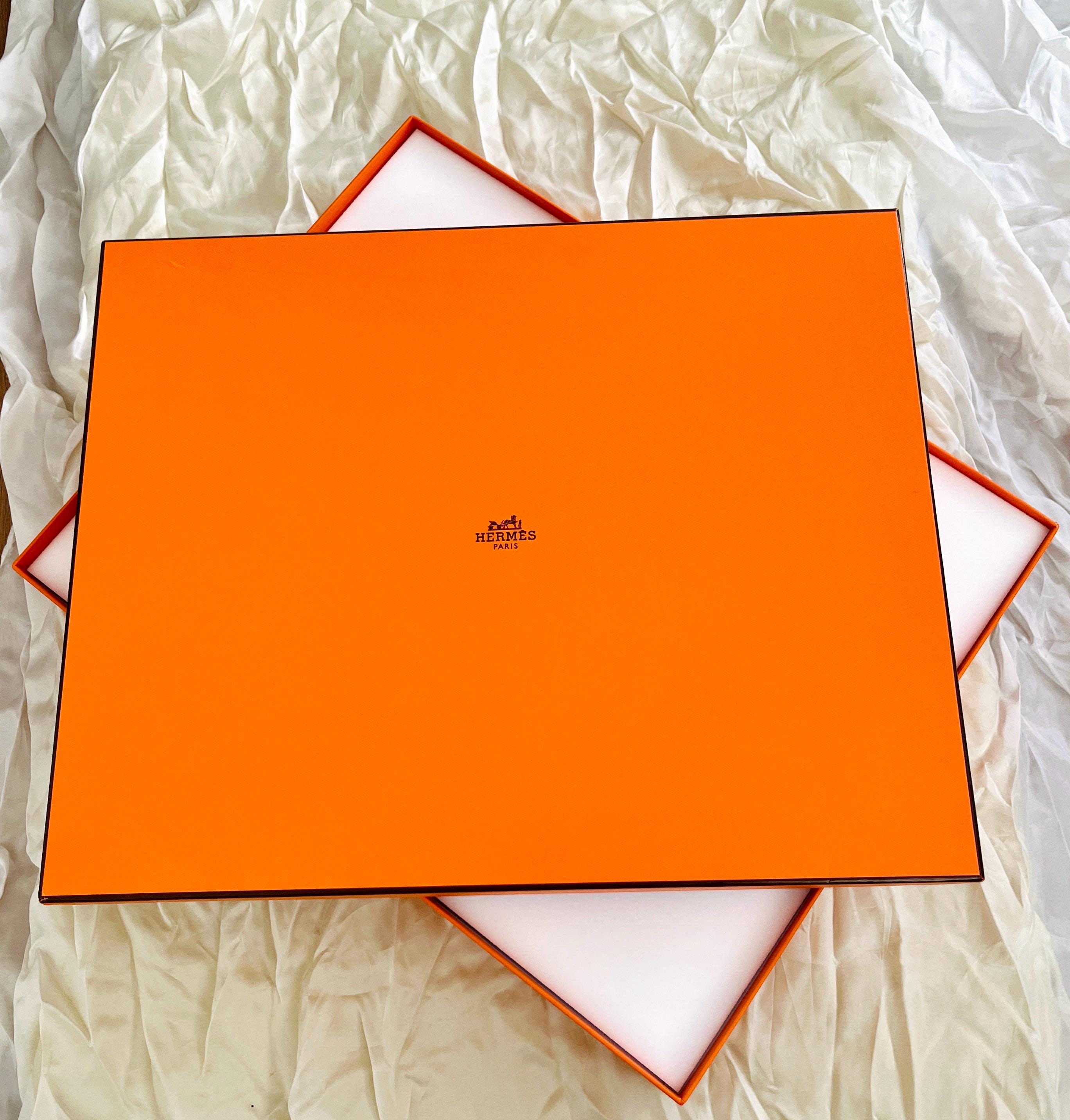 Authentic Hermès Extra Large Orange Gift Box – Luxury Vintage