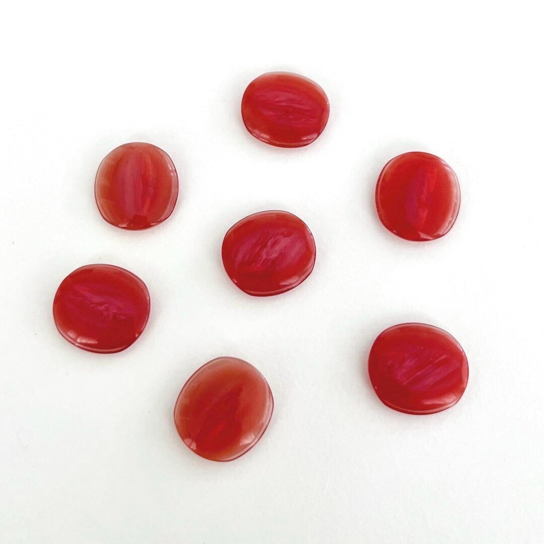 Vintage Coral Red Oval Buttons: 7 Pcs - Etsy