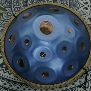Unique 13 Notes Handpan in Sky Blue with Golden Polished in D Minor, Complete with an Exquisite Gift Set