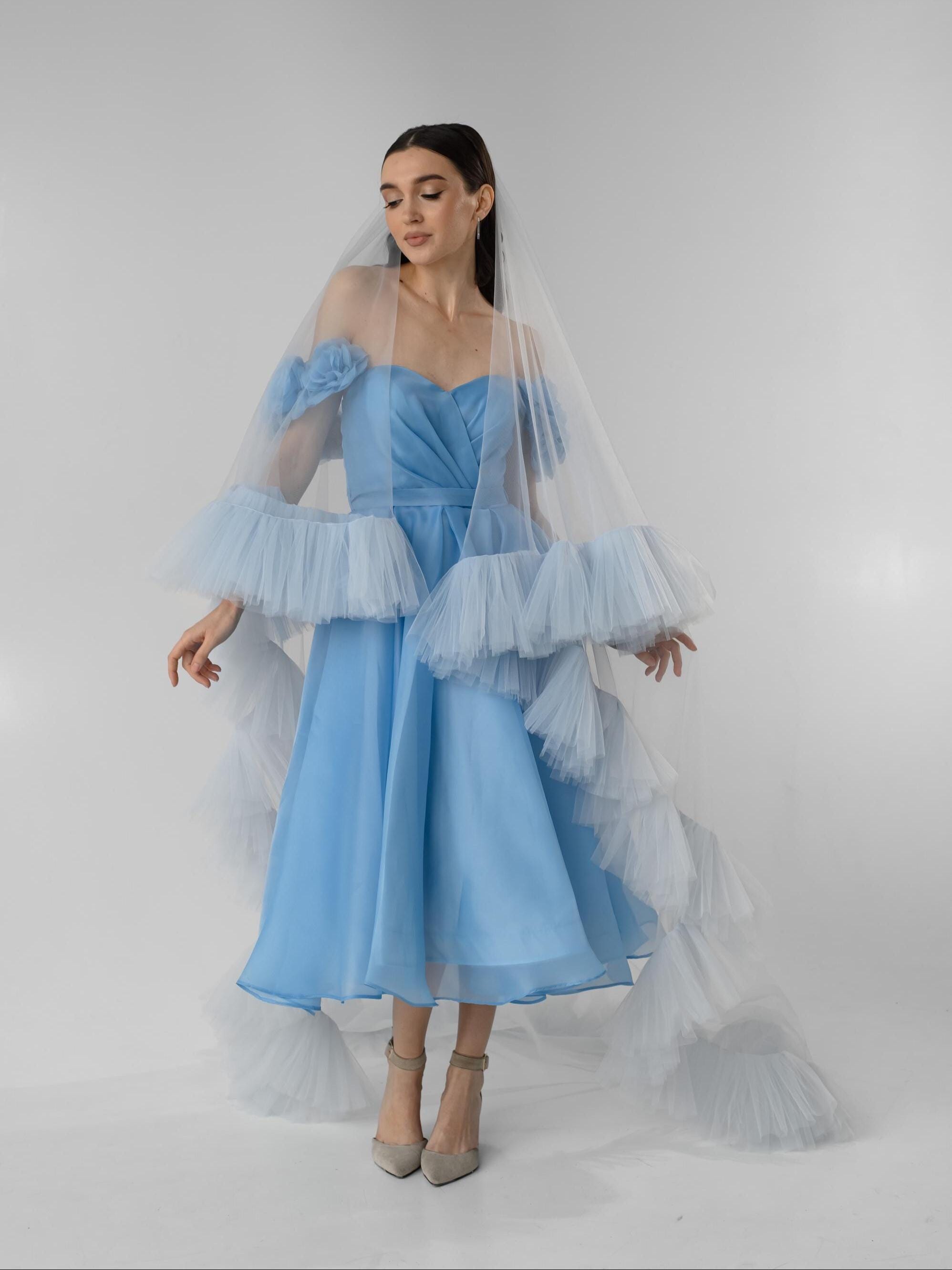 Romantic Blue Veil, Bride to Be Accessories, Luxury Ruffled