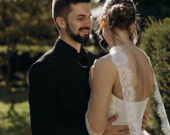 Bufanda de boda de encaje Chantilly, chal de novia bohemio hasta la rodilla, accesorio romántico para envolver a la novia.
