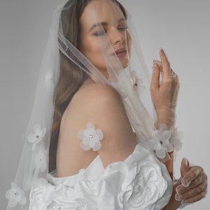 Fingertip Veil With 3d Flowers, Wedding Veil Romantic, Ivory Tulle Veil, Wedding Accessories, Floral Wedding Chamomile Veil, Blusher Veil