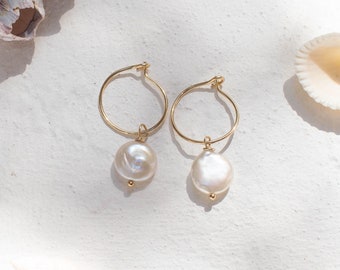 Small Gold Hoop Earrings With Coin Pearl • 14k Gold Filled Hoop • Fresh Water Pearl