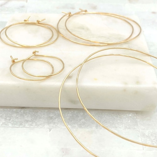 Small thin wire hoop earrings Clearance