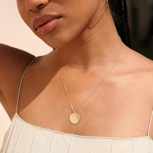 Large 19mm Gold Disc Necklace • 14K Gold Filled •  Initial Necklace  • Gold Name Necklace • Engraved Necklace