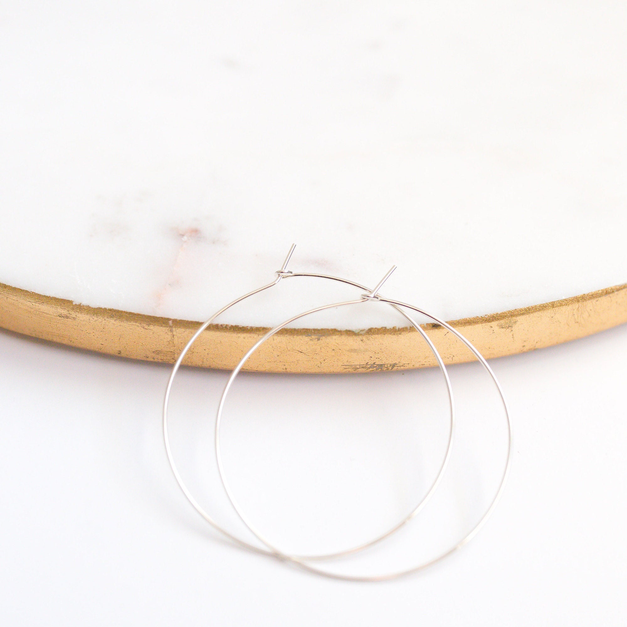 Small thin wire hoop earrings Clearance