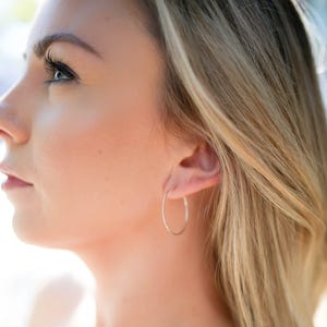 Small Thin Solid 925 Sterling Silver Hoop Earrings -Tiny Sterling Silver Hammered or Smooth Hoop Earrings - 1 Inch Minimalist Earrings