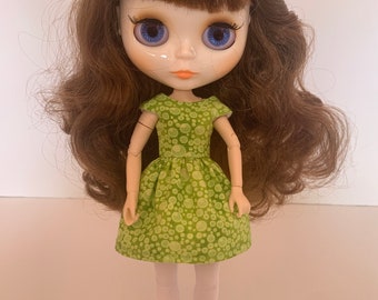 Dress for 1/6 doll such as Blythe green with bubbles print cotton St Patrick's Day