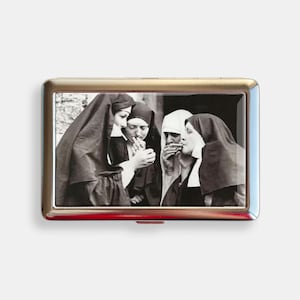 Funny Smoking Nuns Cigarette Case Vintage Zigarettenetui Wallet Metal Joint Holder
