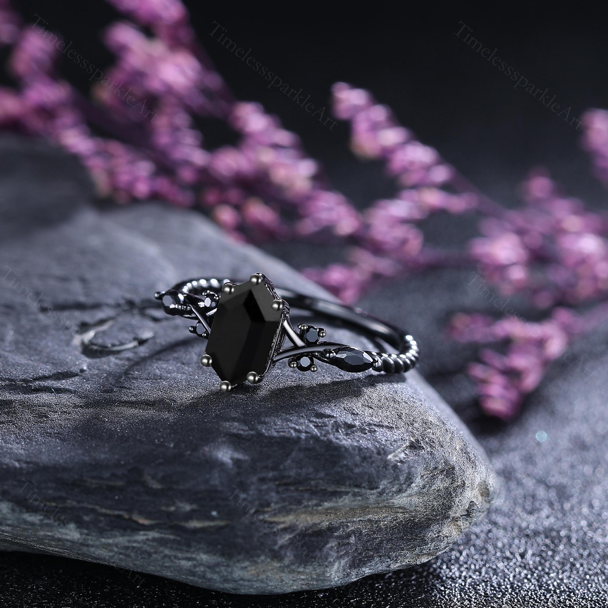ゴシック六角形ブラックオニキスカップルリング、彼と彼女の結婚指輪