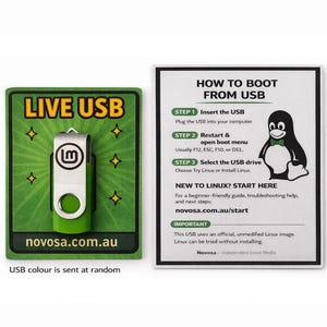 Puede incluir: Una unidad USB verde y plateada con el texto "LIVE USB" en una tarjeta verde, junto con una guía sobre cómo arrancar desde USB. La guía incluye un gráfico de pingüino e instrucciones.
