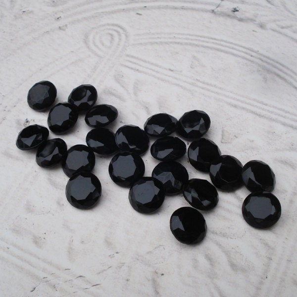 14mm 60ss Jet Black Czech Vintage Unfoiled Pointed Back Chaton Glass Jewels or Rhinestone Cabs 6PCS