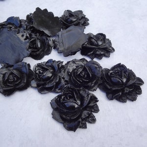 30mm Black Rose Plastic Pendant Flat Back Cabs with 1 Hole * DIY Craft & Jewelry Making * READ * 12PCS