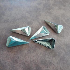 Geometric 3D Triangular 4 Ring Antique Silver Findings * They are Silver... NOT Blue as Shown in Photos * Read * 6PCS