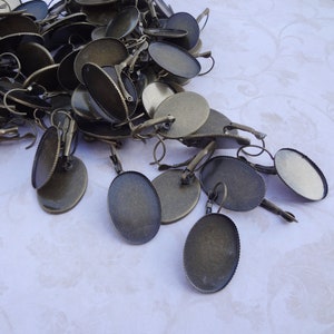 25x18mm Antiqued Brass Oval Dangling Lever Back Clip Earrings for 25x18mm Flat Back Oval Cabs 24PCS