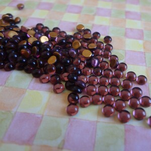 3mm Amethyst Purple Tiny Gold Foiled Flat Back Round Glass Cabs * DIY Jewelry Making & Replacement Cabs * 24PCS