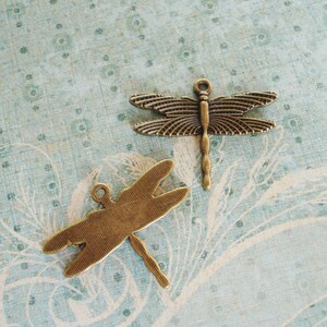 Dijes de libélula en bronce antiguo, 36 x 28 mm * Suministros para hacer joyas y manualidades * 12 piezas