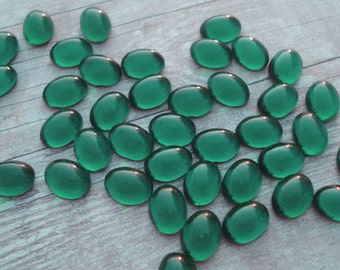 8x6mm Emerald Green Gold Foiled Flat Back Oval Glass Cabs 12PCS