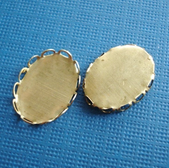 14x10mm Brass Scalloped Lace Edge Oval Settings for Flat Back Cabs or Jewels * DIY Jewelry Making Findings 12PCS