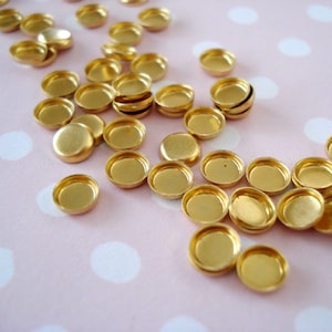 4mm Small Brass Low Wall Closed Back Round Bezel Settings for Resin, Fimo, Flat Back Cabs or Jewels * DIY Jewelry Making Supplies * 24PCS