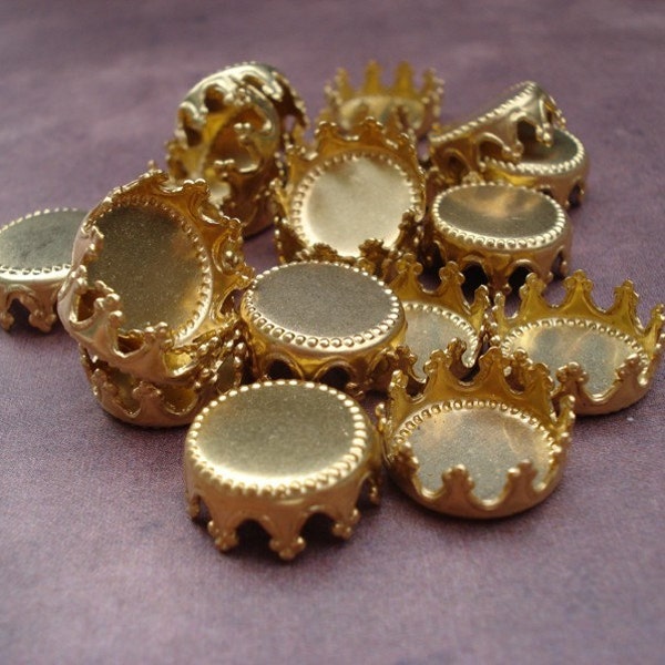 11mm Brass Crown Edge Round Closed Back Rhinestone Settings for Flat Back Cabs or Jewels 12PCS