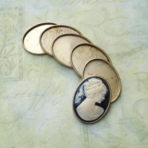 Brass Oval Bezel Settings 40x30mm - Rolled Edge Flat Back - 12PCS