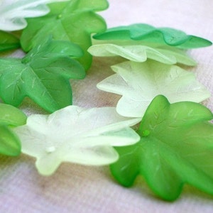 27x24mm Frosted Lucite Leaves in Shades of Green 12pcs image 1