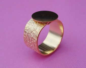 Gold Plated Adjustable Finger Ring Blank with 10mm Floral Band and 13mm Base for a Flat Back Cab * DIY Jewelry Making * 1PC