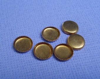 7mm Vintage Brass Serrated Edge Round Flat Back Settings for Flat Back Rhinestones or Cabs 24PCS