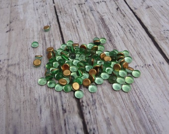 4mm Peridot Green Gold Foiled Round Flat Back Glass Czech Cabs * DIY Jewelry Making & Replacement Cabs * 24PCS