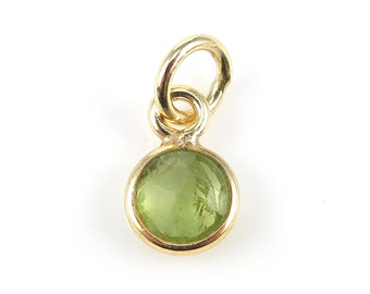 Gold Vermeil Peridot Round Charm 6mm