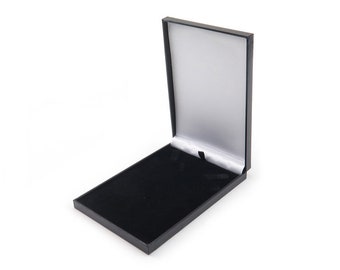 Leatherette Necklace Box ~ Black ~ 150mm x 105mm