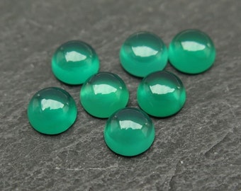 Green Onyx Round Cabochon Gemstone ~ Various Sizes